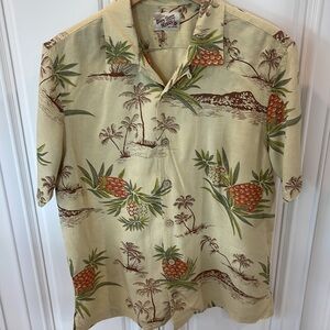 Tommy Bahama Vintage Relax Size M Hawaiian Pineapples